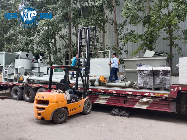 江西(xī)吉安幹粉砂漿成套設備已經發貨 江西吉(jí)安幹(gàn)粉砂漿成套設備已經發貨