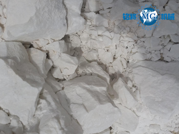 膩子粉需要加膠水嗎?膩子(zǐ)粉是加膠好還(hái)是(shì)加水好? 膩子粉需要加膠水嗎?膩子粉是加膠好(hǎo)還是加水好?