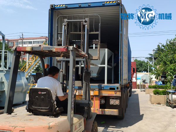 秘(mì)魯(lǔ)幹粉砂漿生產線裝車現場圖 秘魯幹粉砂漿生產線裝車現場(chǎng)圖