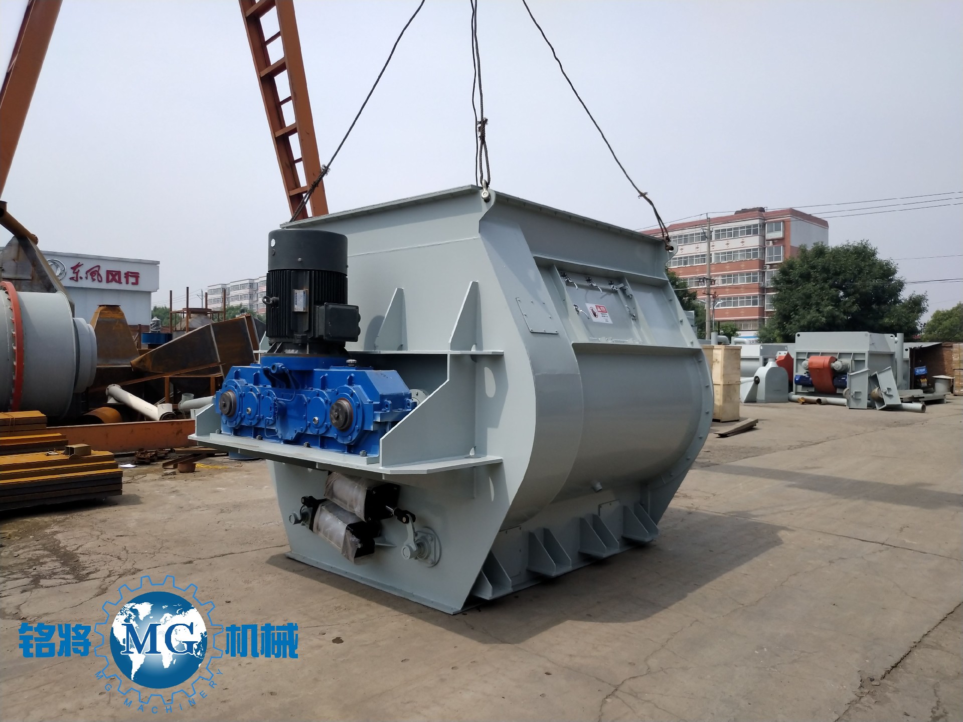 幹(gàn)粉攪拌機 幹粉攪拌(bàn)機