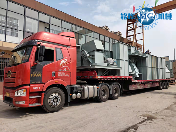 商丘虞城第二車幹粉砂漿（jiāng）設備裝（zhuāng）車（chē）現場