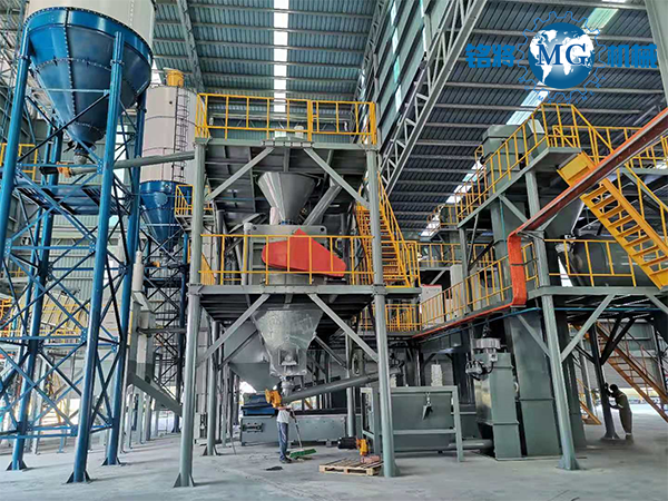 一包的瓷磚膠是如何生產出來(lái)的 一包的瓷磚膠是如何生(shēng)產出來的