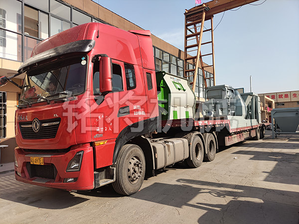 四立方主（zhǔ）機（jī），時產15噸生產線（xiàn），發往江（jiāng）蘇連雲港（gǎng）